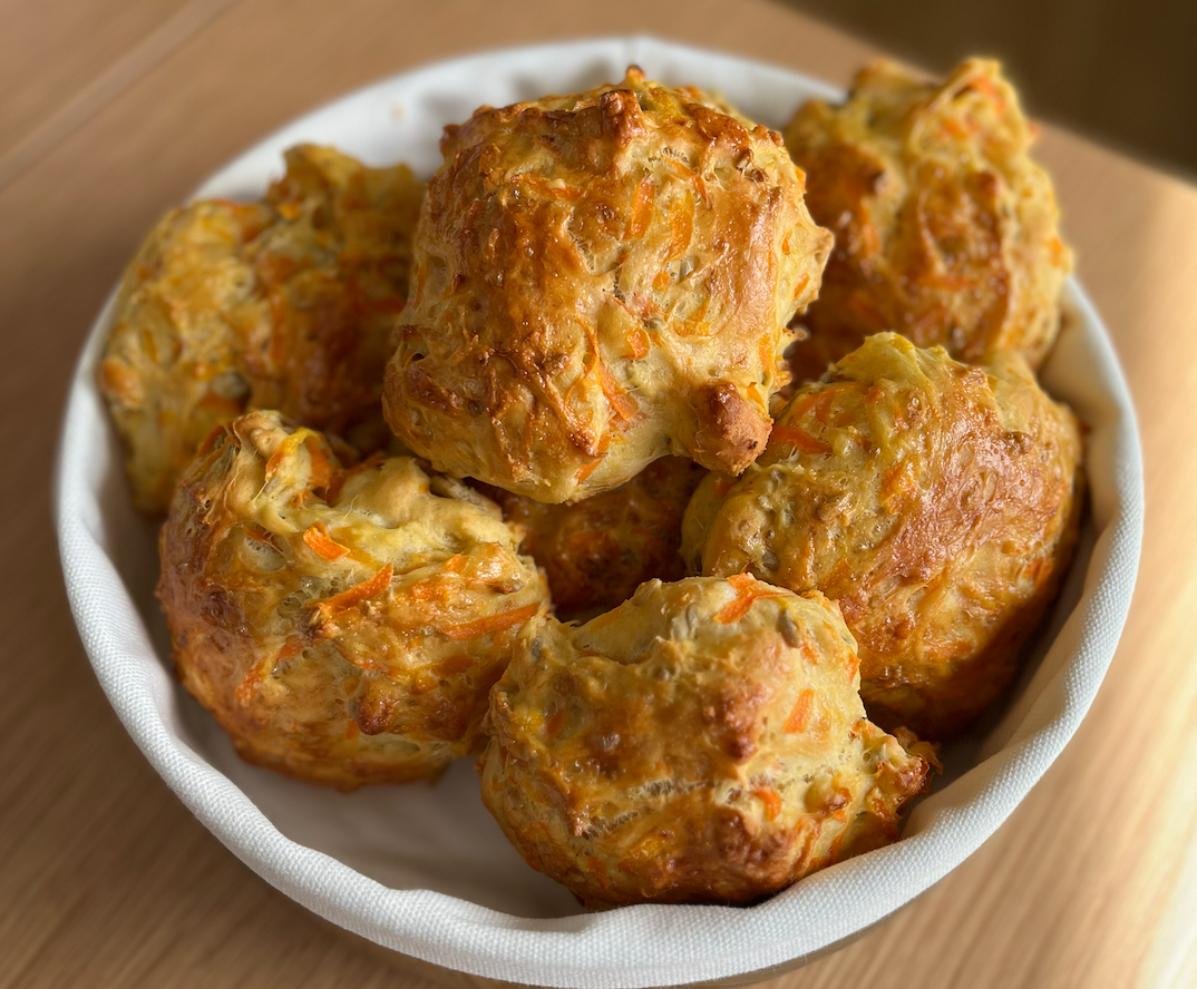 Gulerodsboller med solsikkekerner