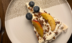 Glutenfri sommerkage med cheesecakecreme
